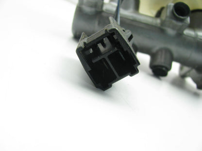 OUT OF BOX - REMAN. OEM Ford F32Z-2140-AX Brake Master Cylinder 1993-1996 Probe