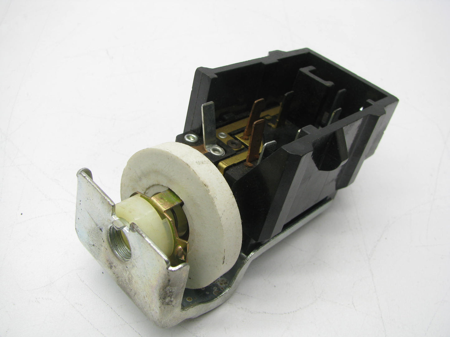 NEW - OUT OF BOX F37B-11654-AA Headlamp Headlight Switch 1993-1994 Ford Explorer