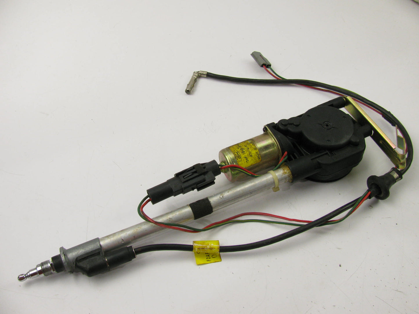 MISSING TIP - OEM 93-97 Ford Crown Victoria Power Antenna # F3AF-19A018-AA