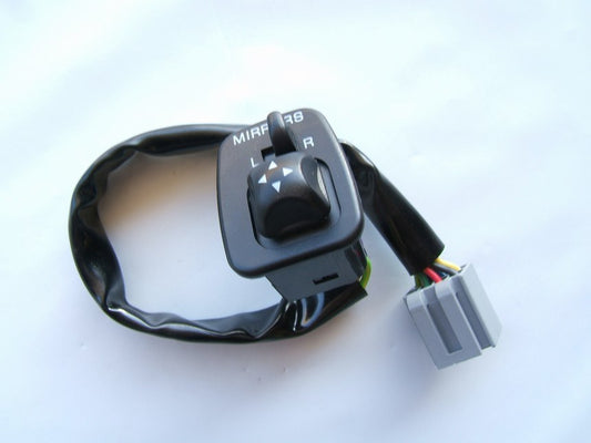 NEW - OUT OF BOX FORD F3DB-17B676-AA Power Mirror Control Switch 1992-95 Taurus