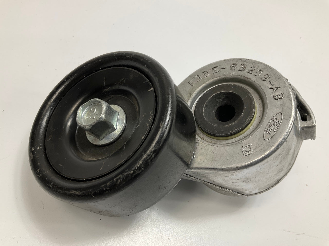 NEW UNBOXED OEM Ford F3DE-6B209-AB Belt Tensioner - 1992-2008 Ford 3.0L V6