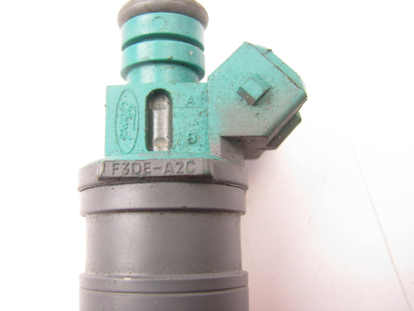 REMAN. F3DE-A2C Fuel Injector For 1993-1995 Taurus 3.0L OHV FFV ''VULCAN'' Engine