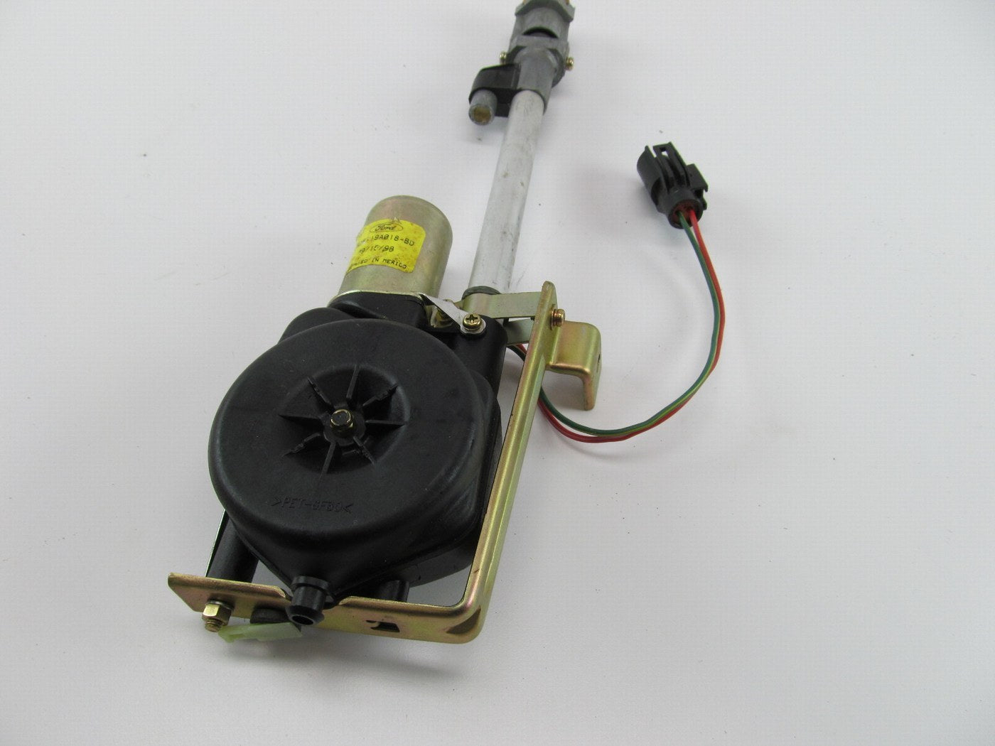 NEW - OUT OF BOX - OEM Ford F3DF-19A018-BD Antenna
