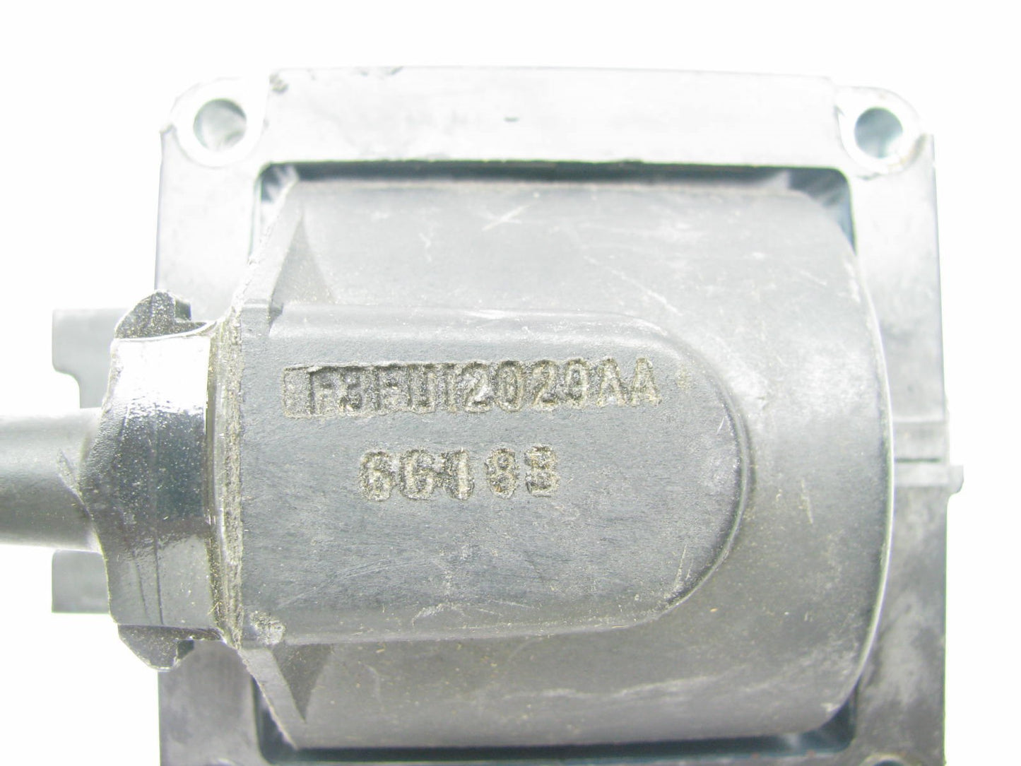 NEW - OUT OF BOX - OEM Motorcraft Ignition Coil F3FU-12029-AA Ford Lincoln