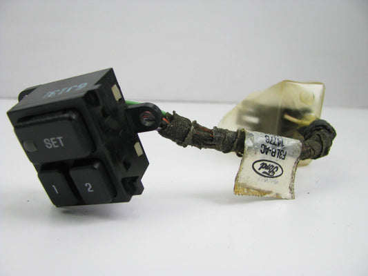 NEW - OUT OF BOX F3LB-14776-AC Power Seat Memory Switch 93-98 Lincoln Mark VIIi