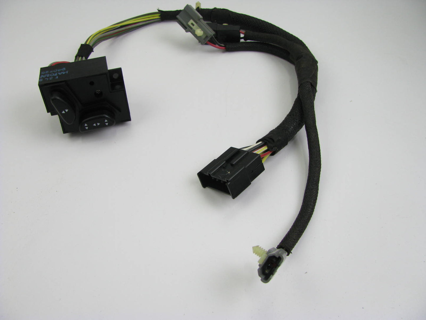 NEW - OUT OF BOX F3LB-14A701-AF Right Power Seat Switch 93-96 Lincoln Mark VIII