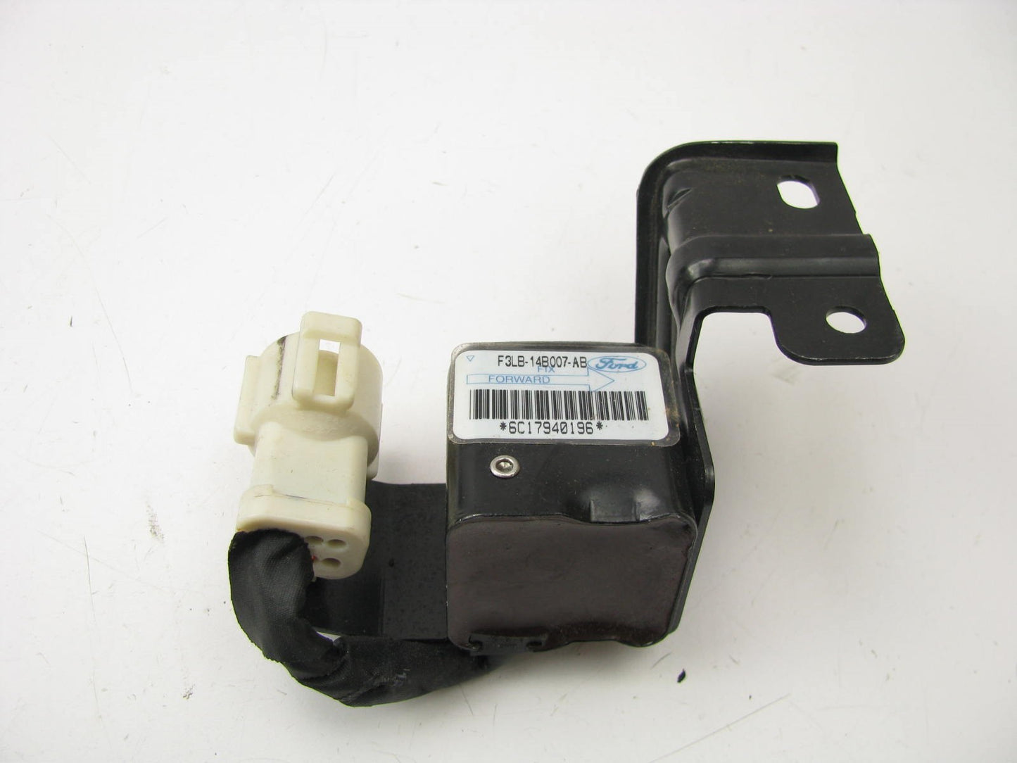 NEW - OUT OF BOX - OEM Ford F3LB-14B007-AB REAR SRS Crash Sensor