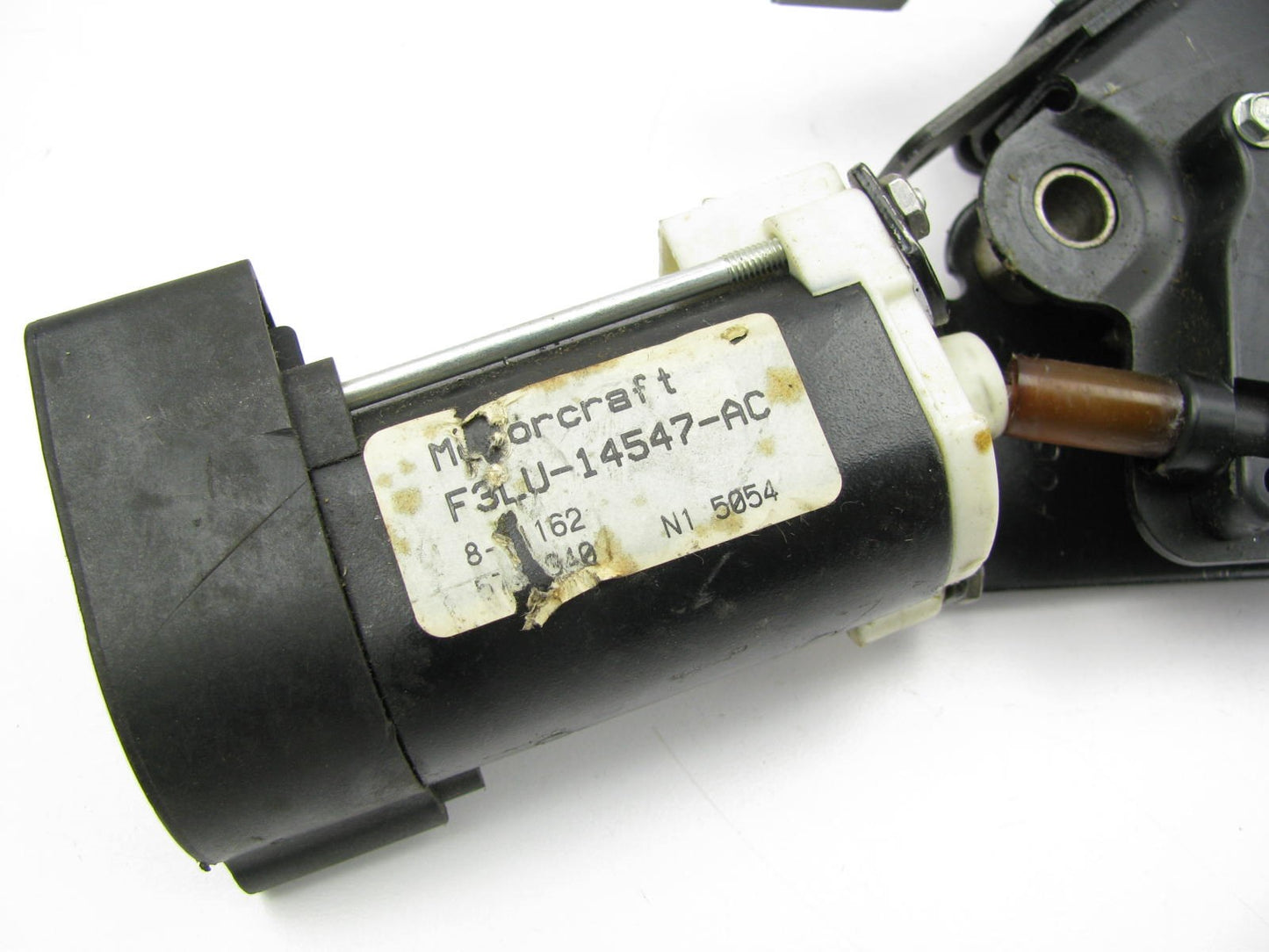 NEW - OUT OF BOX - OEM Ford F3LB-14D691-BA Left Drivers Side Seat Recliner Motor