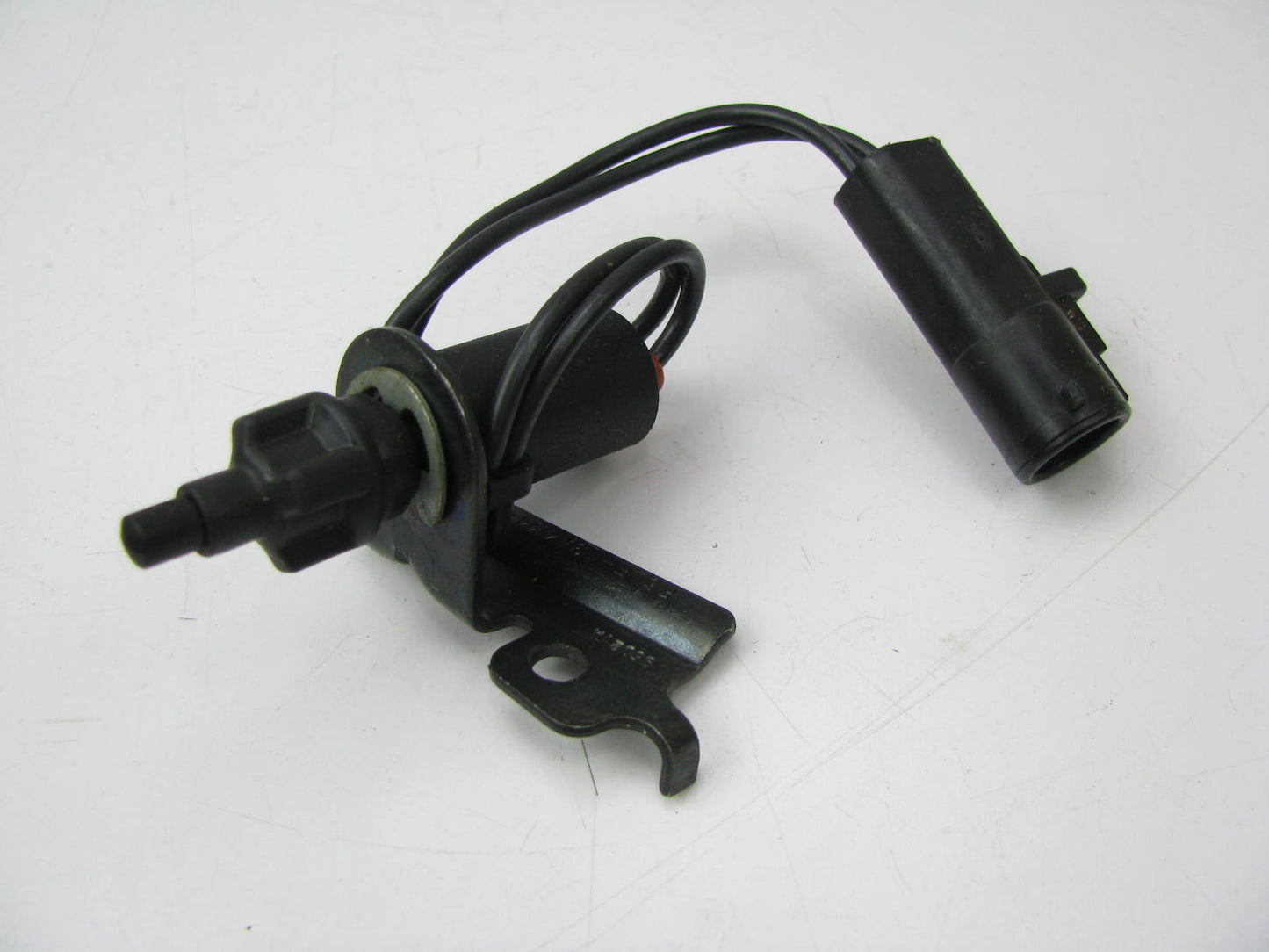 NEW - OUT OF BOX FORD F3LF-19A434-AB Anti-theft Hood Switch 1993 Mark VIII