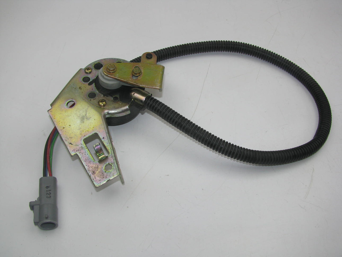 NEW - OUT OF BOX F3OF-3C034-BB Front Left Ride Height Sensor 1988-94 Continental