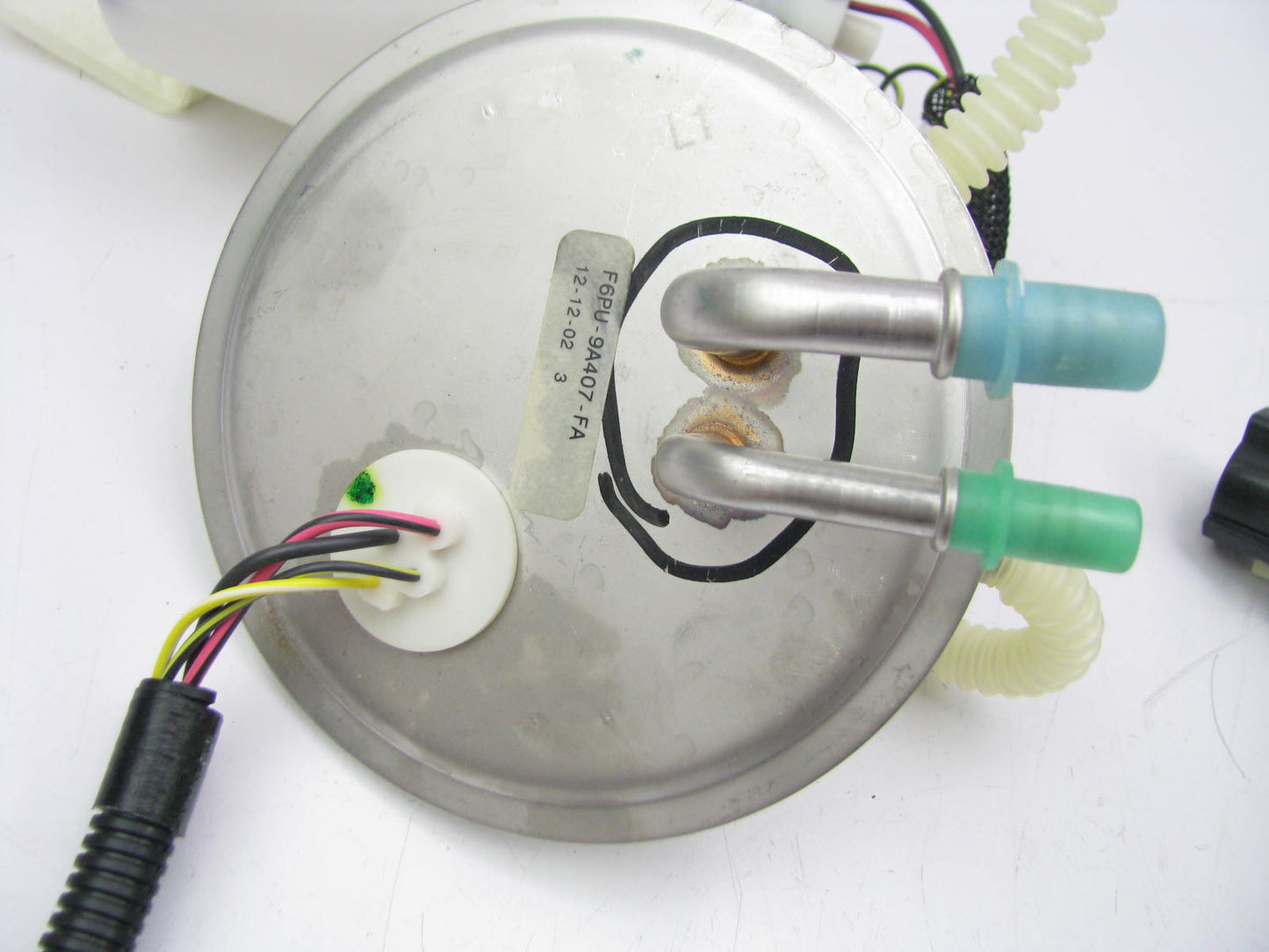NEW - OUT OF BOX FORD F3PU-9A407-FA Electric Fuel Pump Module 1996 Taurus 3.0L