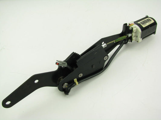 DAMAGED - OUT OF BOX OEM Ford F3VU-14547-AA Front Left Seat Adjust Motor