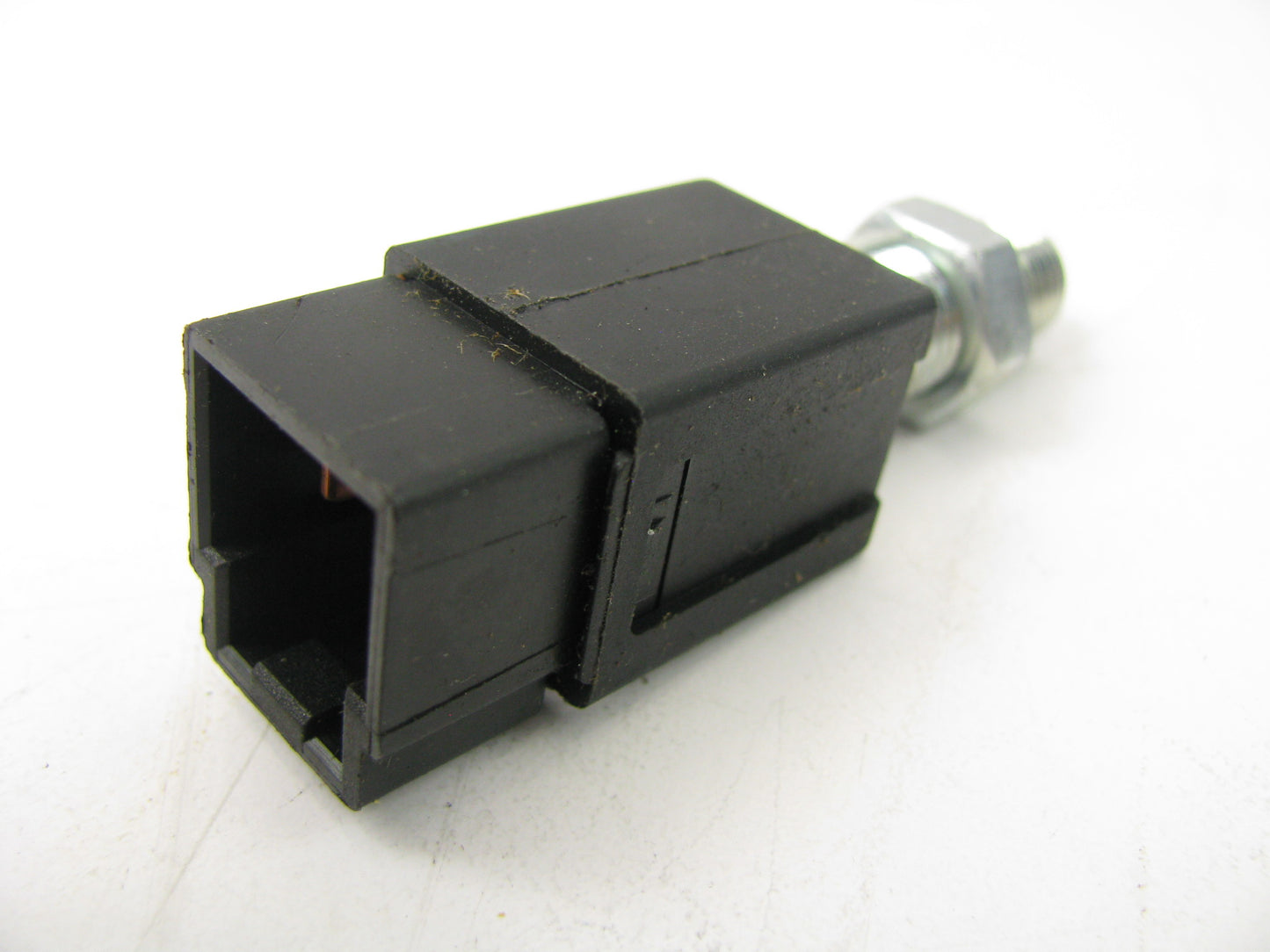 NEW - OUT OF BOX F3XA-13480-AA Brake Light Lamp Switch 1993-02 Mercury Villager