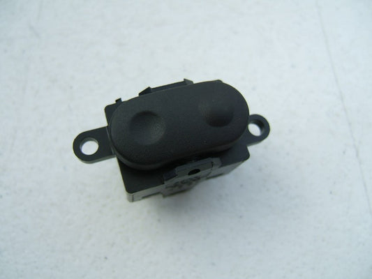 NEW UNBOXED Rear Right Window Vent Switch OEM For 93-00 Quest, Villager