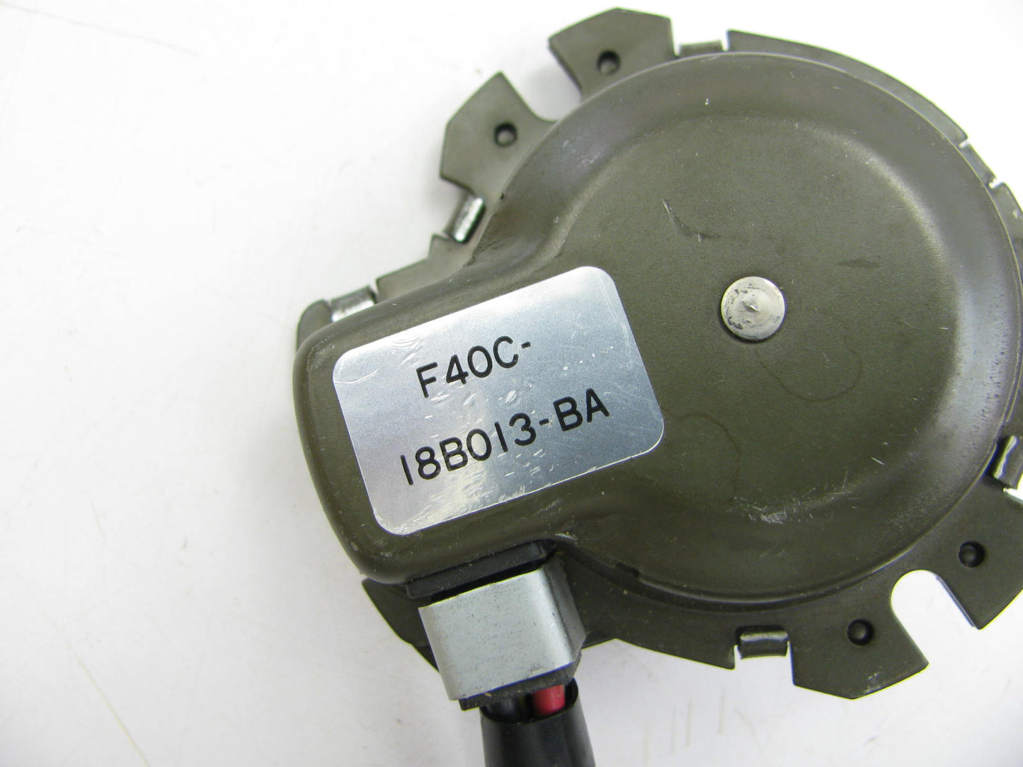 NEW OUT OF BOX F40C-18B013-BA Shock Strut Sensor Rear 88-94 Lincoln Continental