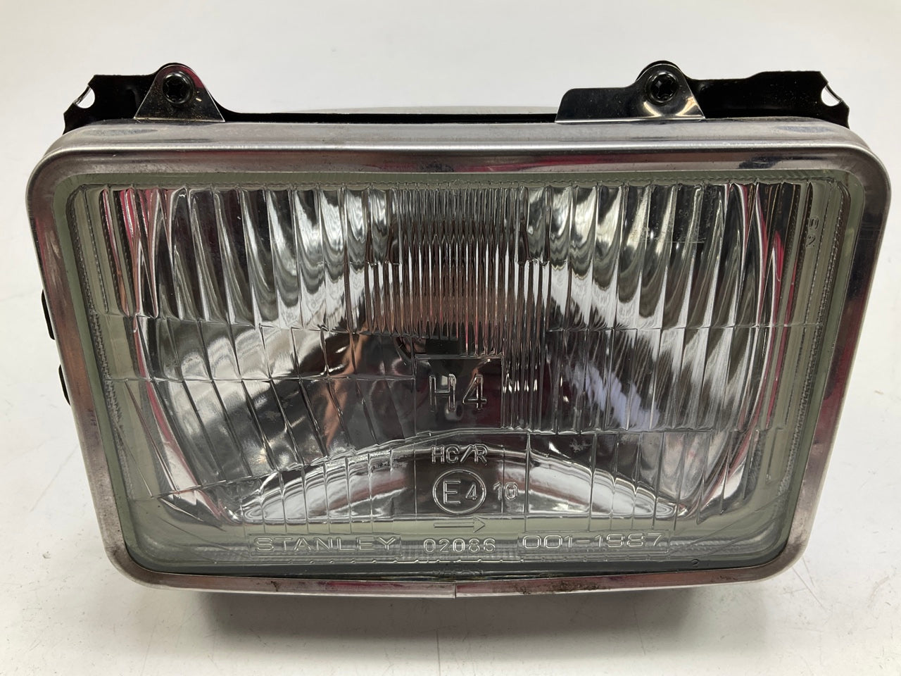 NEW UNBOXED OEM F42Z-13008-G Right Passenger Headlight Headlamp 93-97 Ford Probe