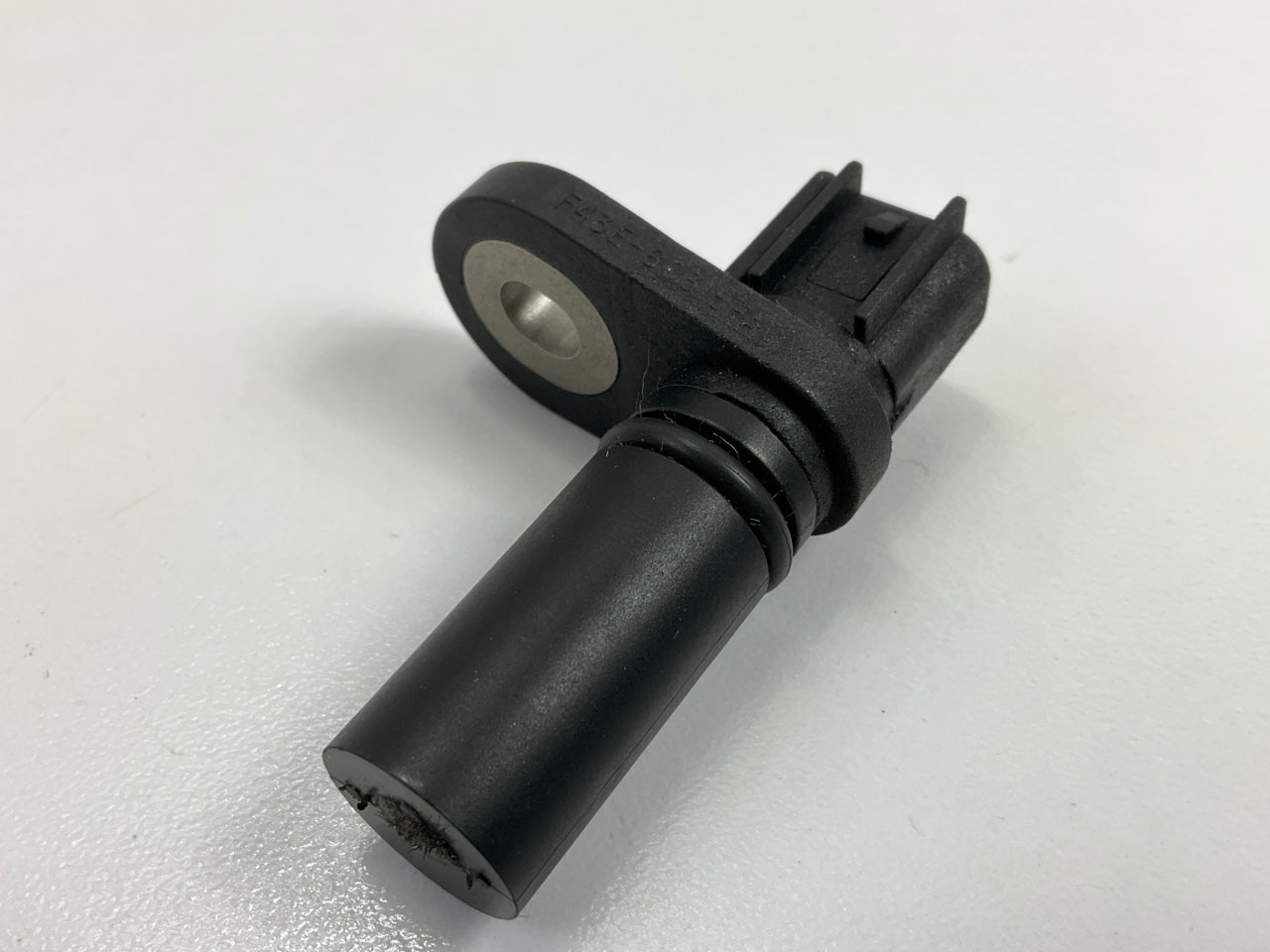 NEW UNBOXED OEM Ford F43E-6C315-AC Engine Crankshaft Crank Position Sensor