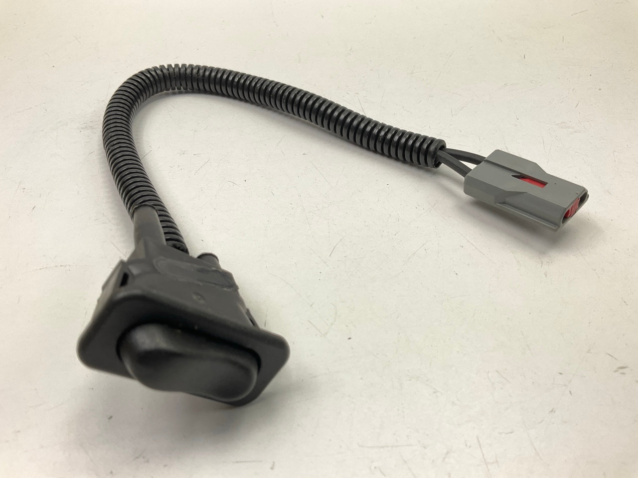 NEW - OUT OF BOX - OEM Ford F47S-14B178-AA Seat Lumbar Adjust Switch