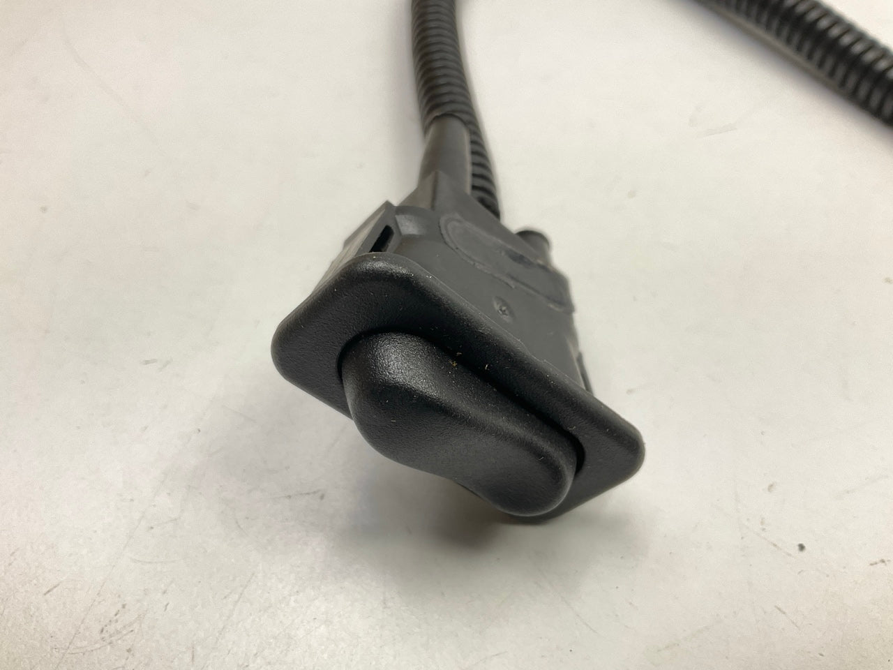NEW - OUT OF BOX - OEM Ford F47S-14B178-AA Seat Lumbar Adjust Switch