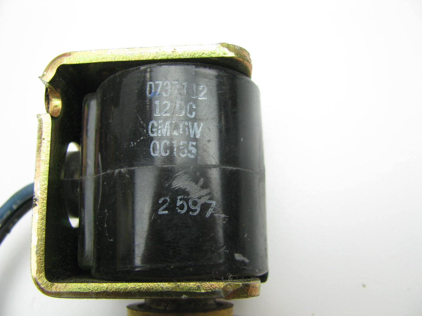NEW - OUT OF BOX - OEM Ford F49H-19E653-AA A/C Compressor Relief Valve