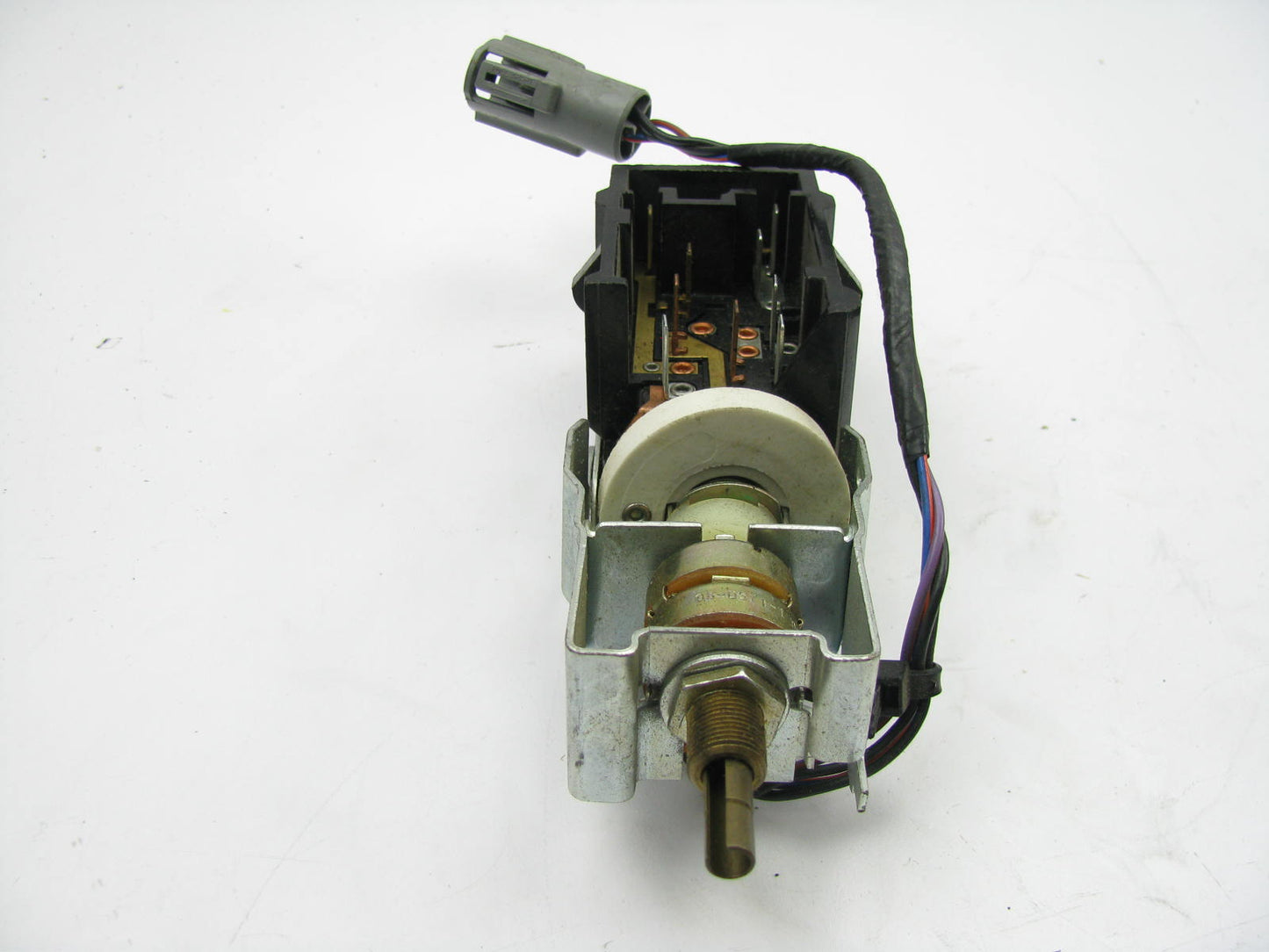 NEW - OUT OF BOX - OEM Ford F4AB-11654-AA Headlight Head Lamp Switch