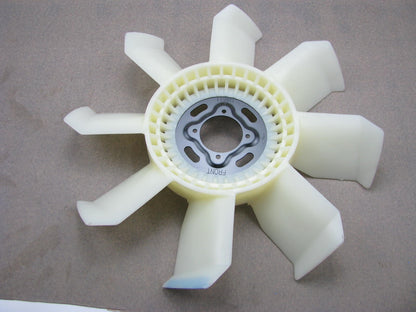 NEW - OUT OF BOX - OEM Ford F4AE-8600-AA Cooling Fan Blade