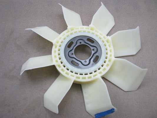 NEW - OUT OF BOX - OEM Ford F4AE-8600-AA Cooling Fan Blade