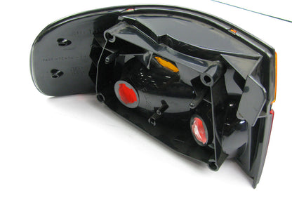 NEW 1993-96 Ford Escort HATCHBACK Right Passengers Tail Light Lamp F4CB-13404-BA
