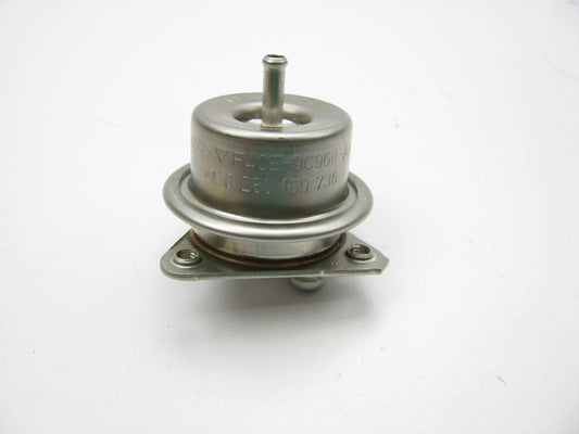 NEW OUT OF BOX Ford F4CE-9C968-AA Fuel Injection Pressure Regulator 0280160736