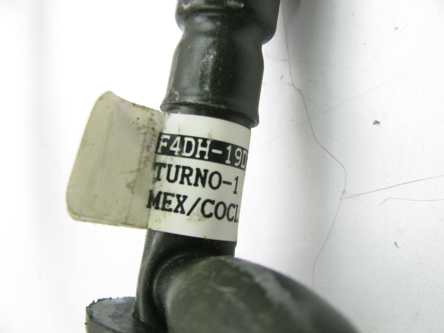 NEW - UNBOXED - OEM Ford A/C Manifold Hose Line Tube - 1994-1995 Taurus 3.8L V6