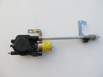 NEW - OUT OF BOX - OEM Ford F4LF-19A018-AA Power Antenna 1993-96 Mark VIII