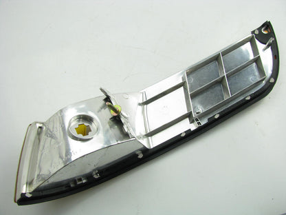 New Out Of Box Right Corner Marker Light Lamp For 92-94 Mercury Grand Marquis