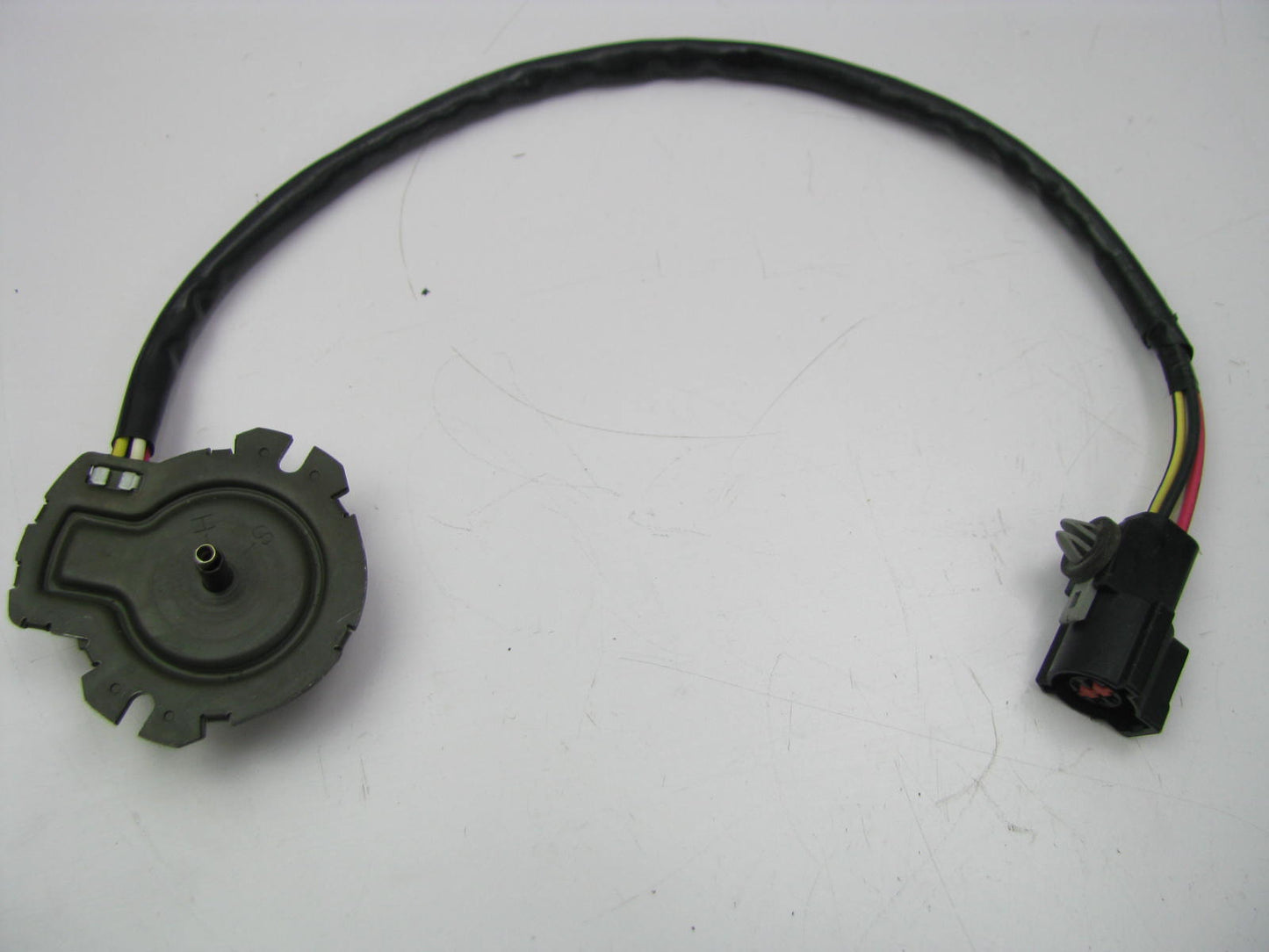 NEW - OUT OF BOX 1988-1994 Lincoln Continental Front Left Strut Actuator Sensor
