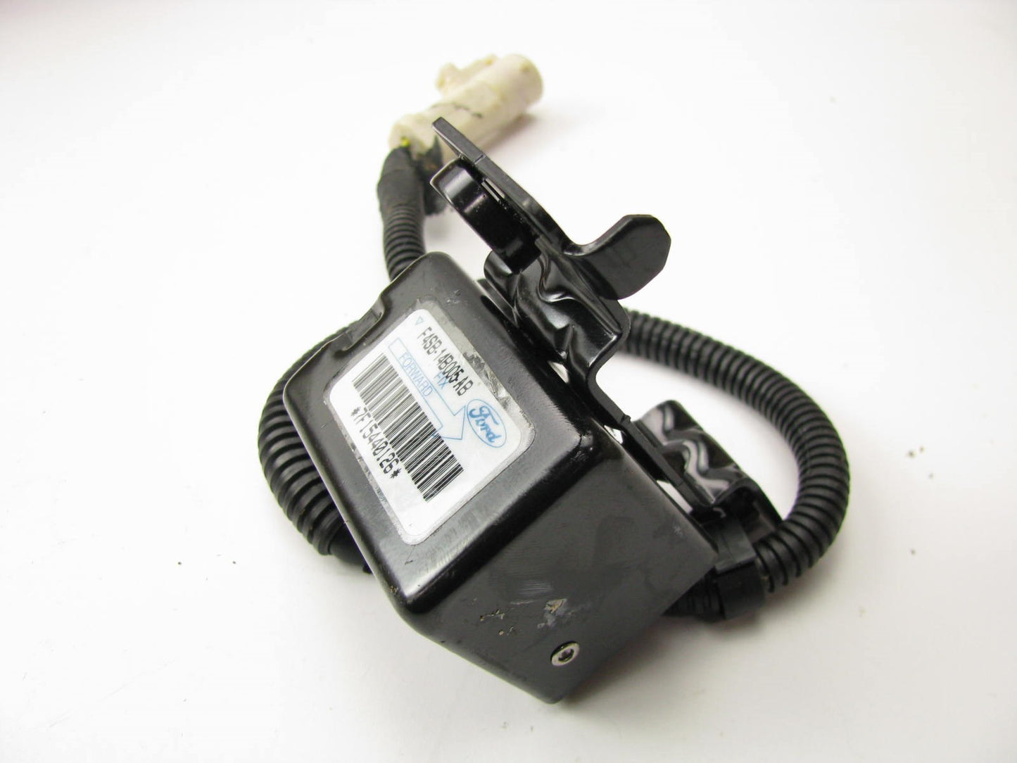 NEW - OUT OF BOX OEM FORD F4SB-14B005-AB Front Left SRS Crash Sensor