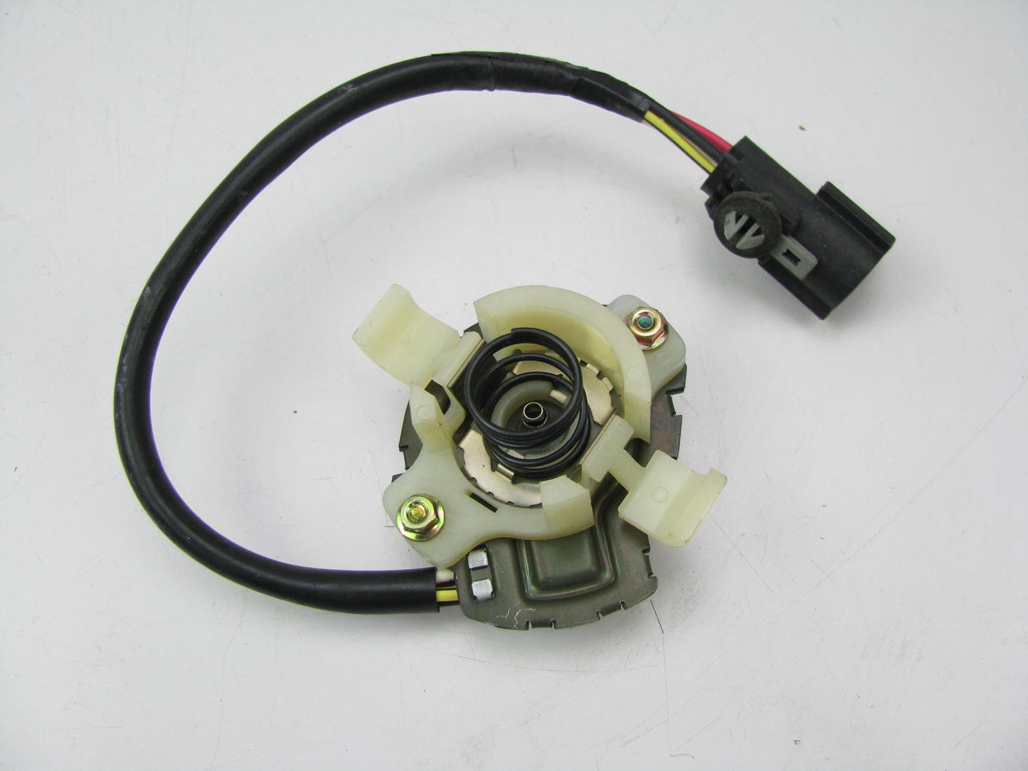 NEW - OUT OF BOX - OEM FORD F4SC-18B012-BA Auto Ride Shock Actuator Sensor