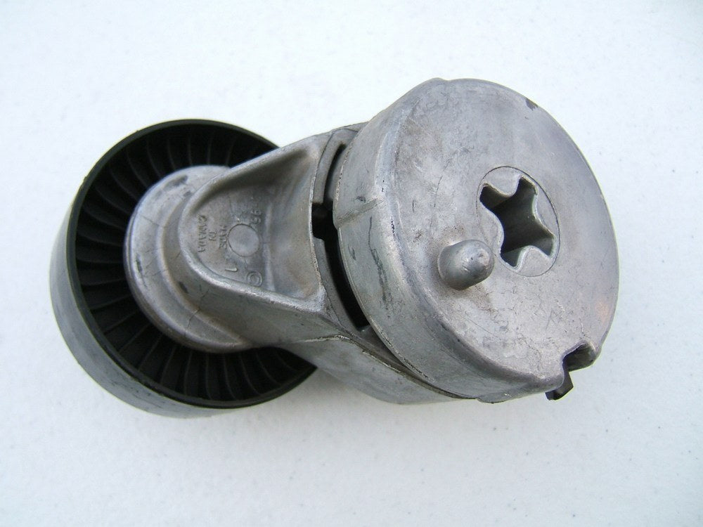 NEW UNBOXED OEM Ford F4TA-6B209-DB Belt Tensioner 1994 Ford 7.3L DIESEL V8