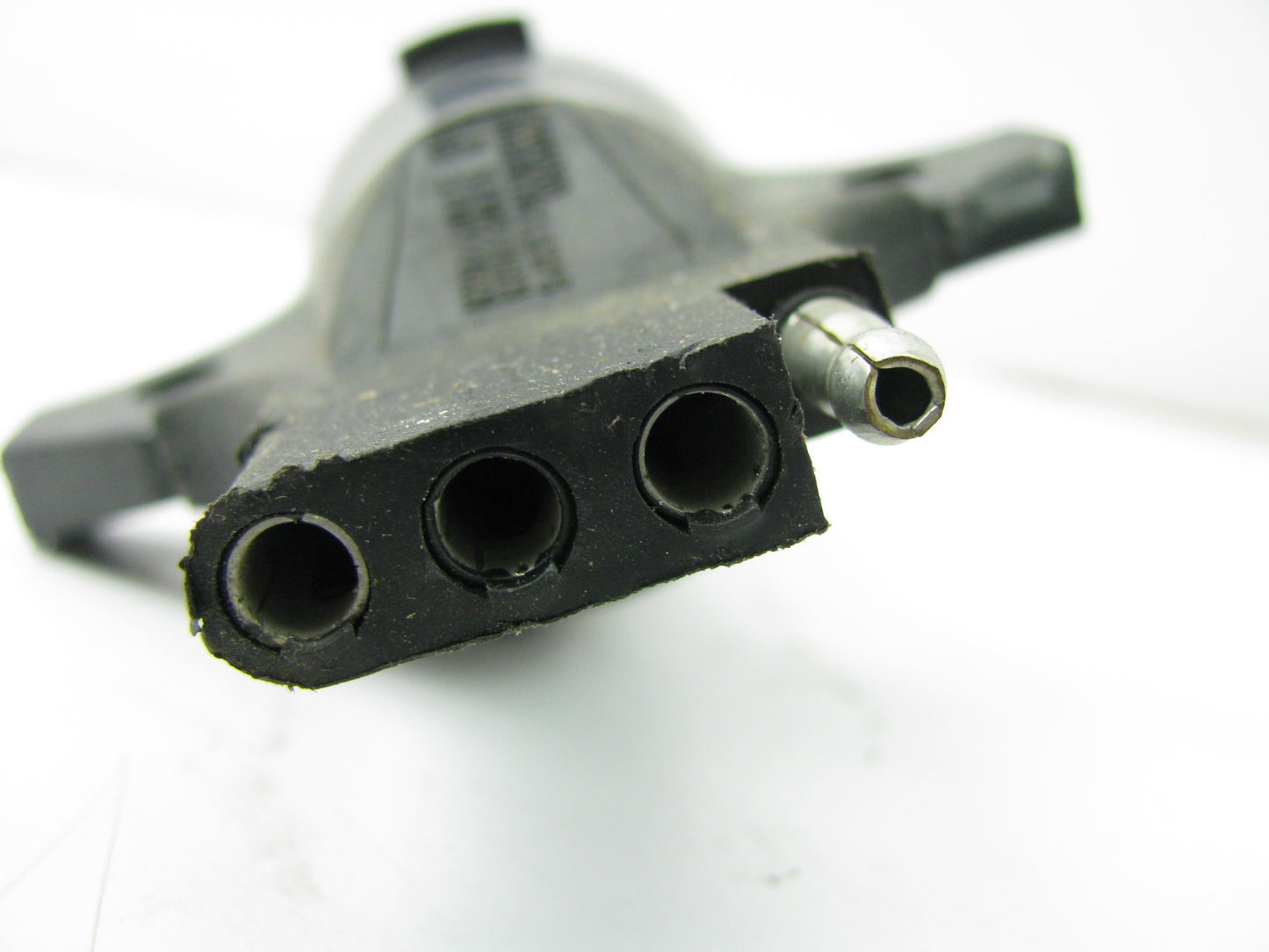 NEW UNBOXED OEM FORD 7 Pin To 4 Pin Trailer Hitch Tow Light Adapter F4TB-12964-A