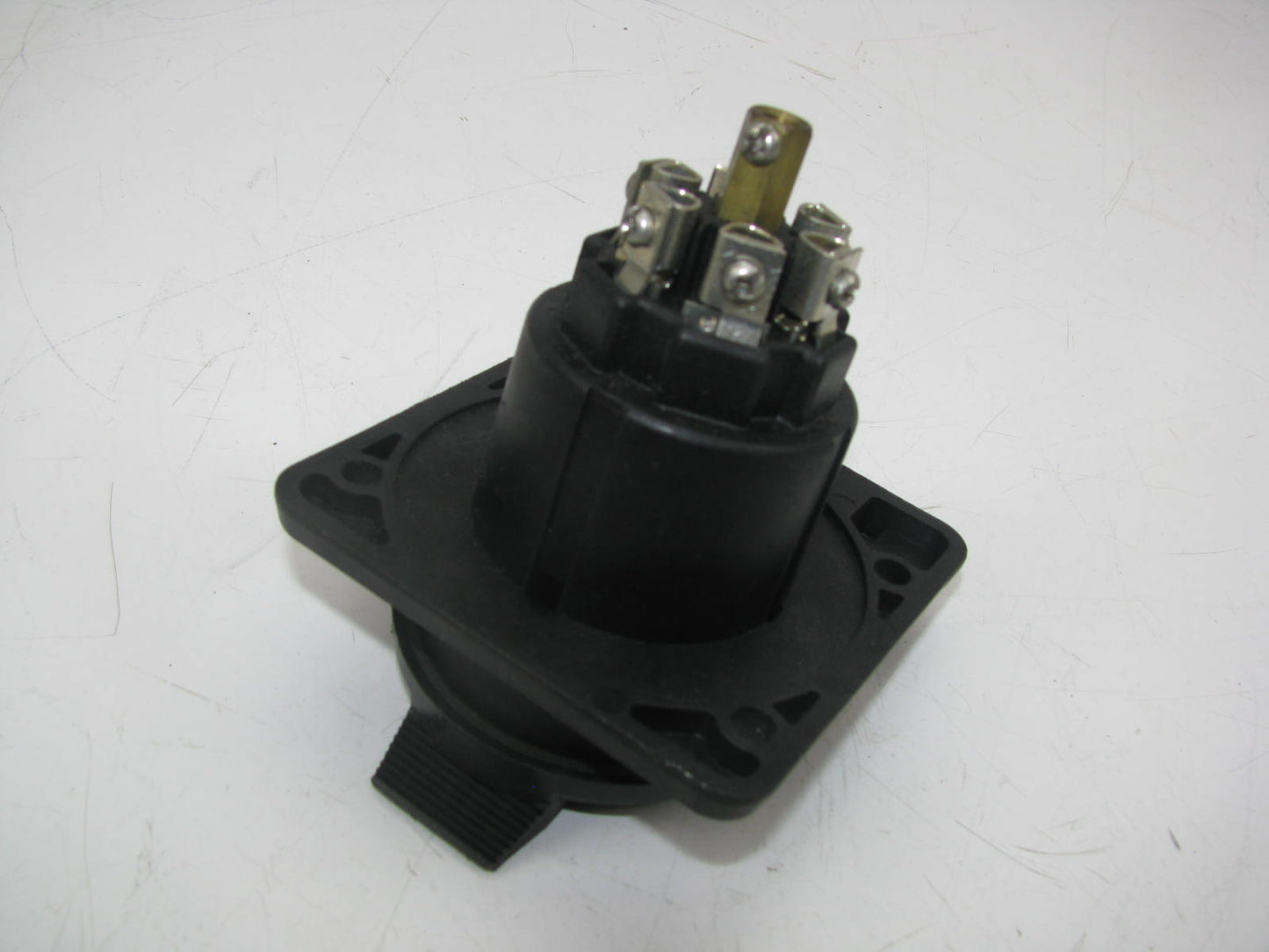 NEW - OUT OF BOX FORD F4TB-14A464-AT 7-Pole Trailer Wire Connector Receptacle