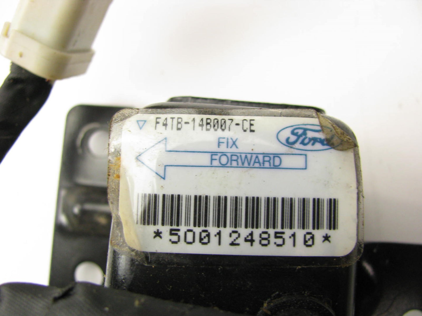 NEW - OUT OF BOX Genuine OEM Ford F4TB-14B007-CE Crash Sensor 1994 F-150