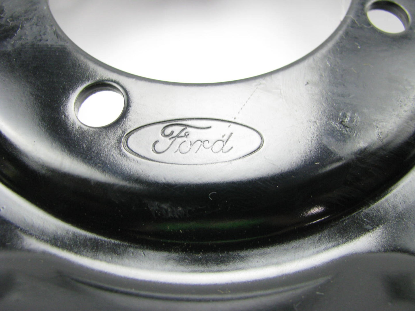 NEW - OUT OF BOX - 1994 Ford Truck 5.0L F4UA-CD Fan Blade 7-blades 18.25 Inches