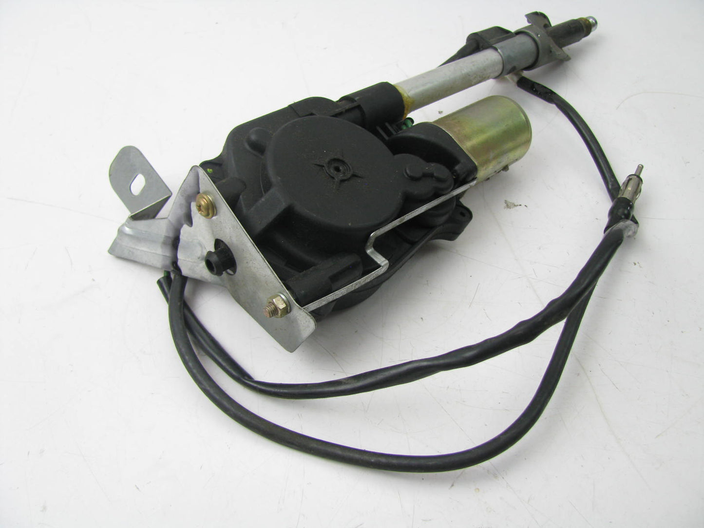 NEW - OUT OF BOX - OEM Ford F4XA-18828-CA Power Antenna - 1993-98 Quest Villager