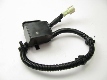 NEW - OUT OF BOX OEM Ford Front Right SRS Crash Sensor 95-97 Continental 4.6L