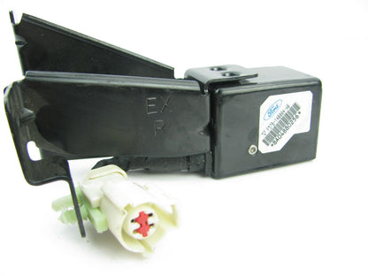 NEW - OUT OF BOX - OEM Ford F57B-14B004-AB SRS Crash Sensor FRONT RIGHT SIDE