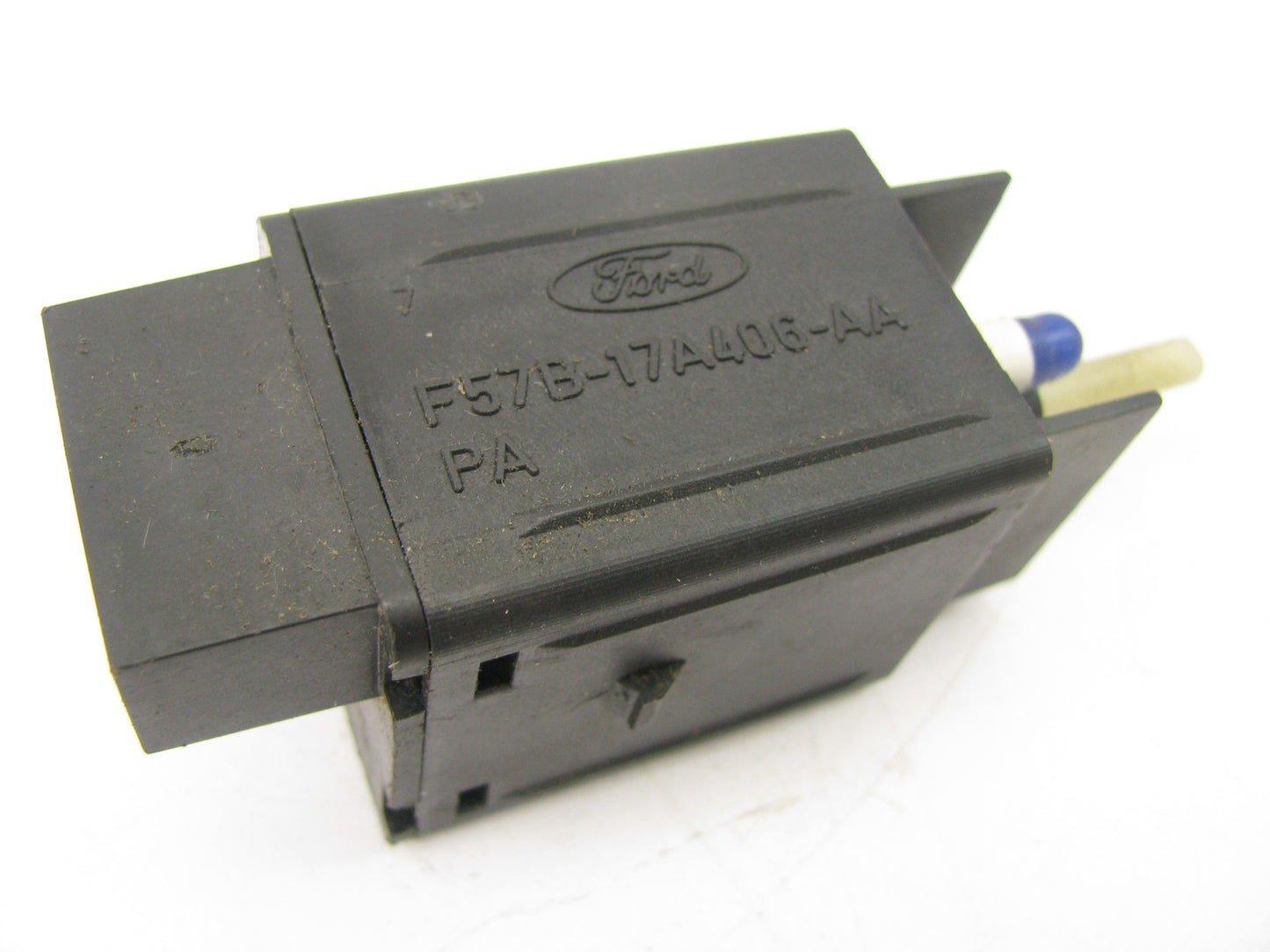 NEW - OUT OF BOX F57B-17A406-AA Rear Window Wiper Switch 1995-1997 Ford Explorer
