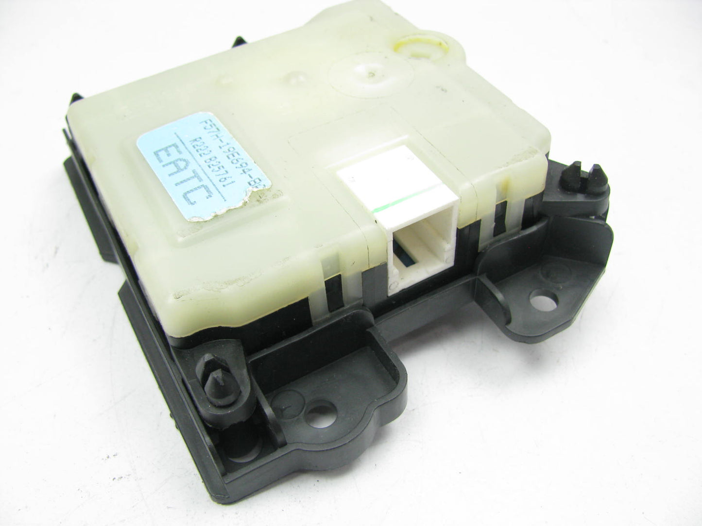NEW - OUT OF BOX - OEM Ford F57H-19E694-BA Heater Blend Door Actuator EATC ONLY