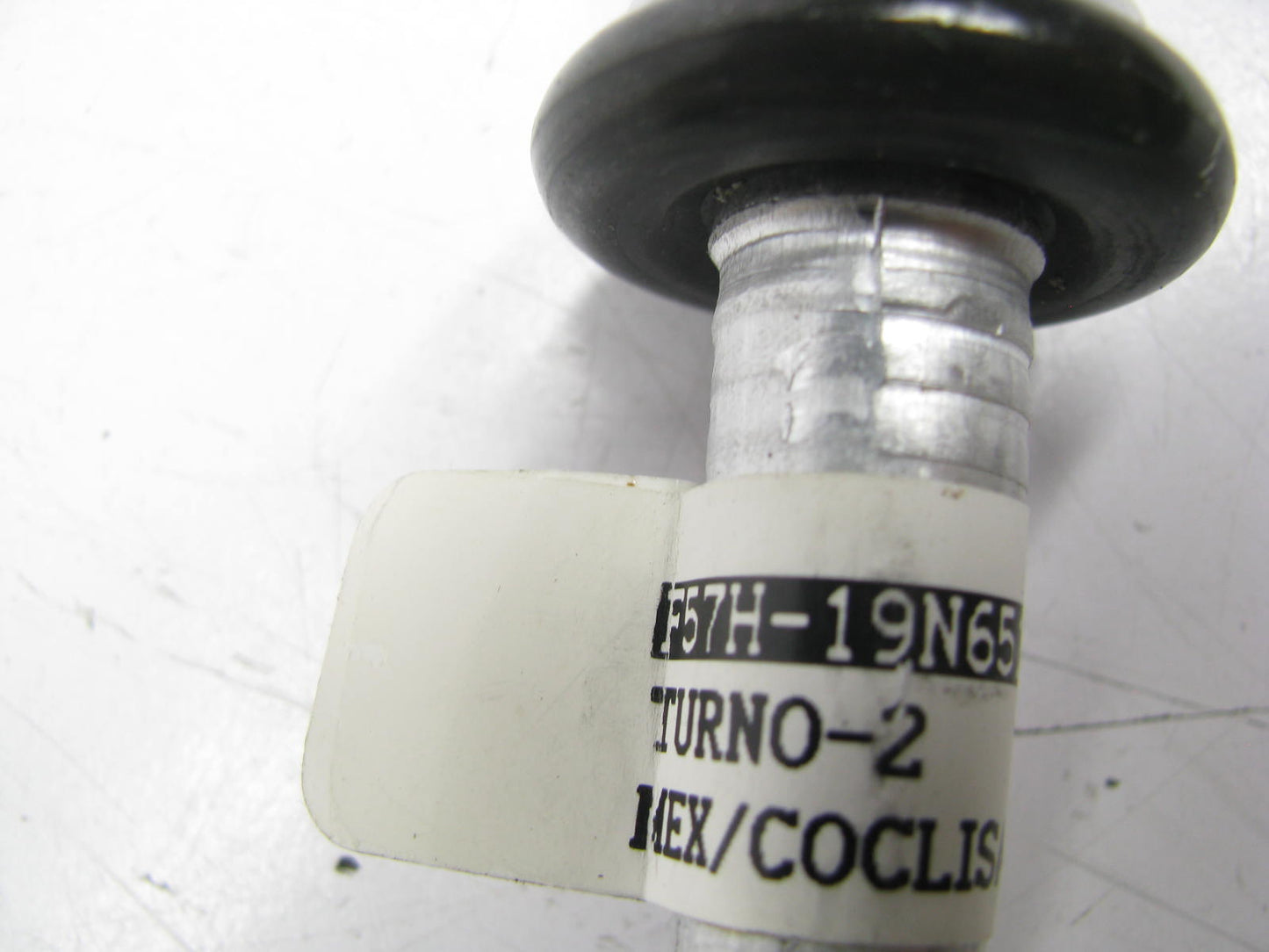 NEW UNBOXED OEM Ford A/C Refrigerant Liquid Hose F57H-19N651-AC /  YF-2211