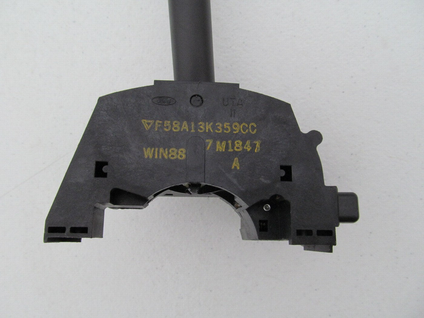 NEW - OUT OF BOX 1995-1998 Ford Windstar Wiper Turn Signal Switch F58A-13K359-CC