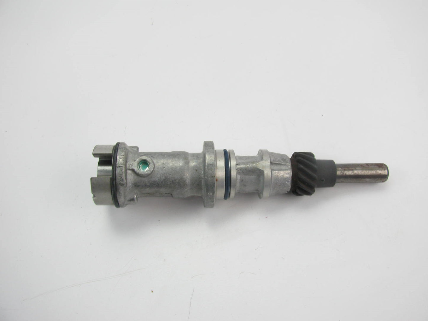 NEW - OUT OF BOX - Genuine OEM Ford Camshaft Synchronizer Sensor F58E-12131-AB