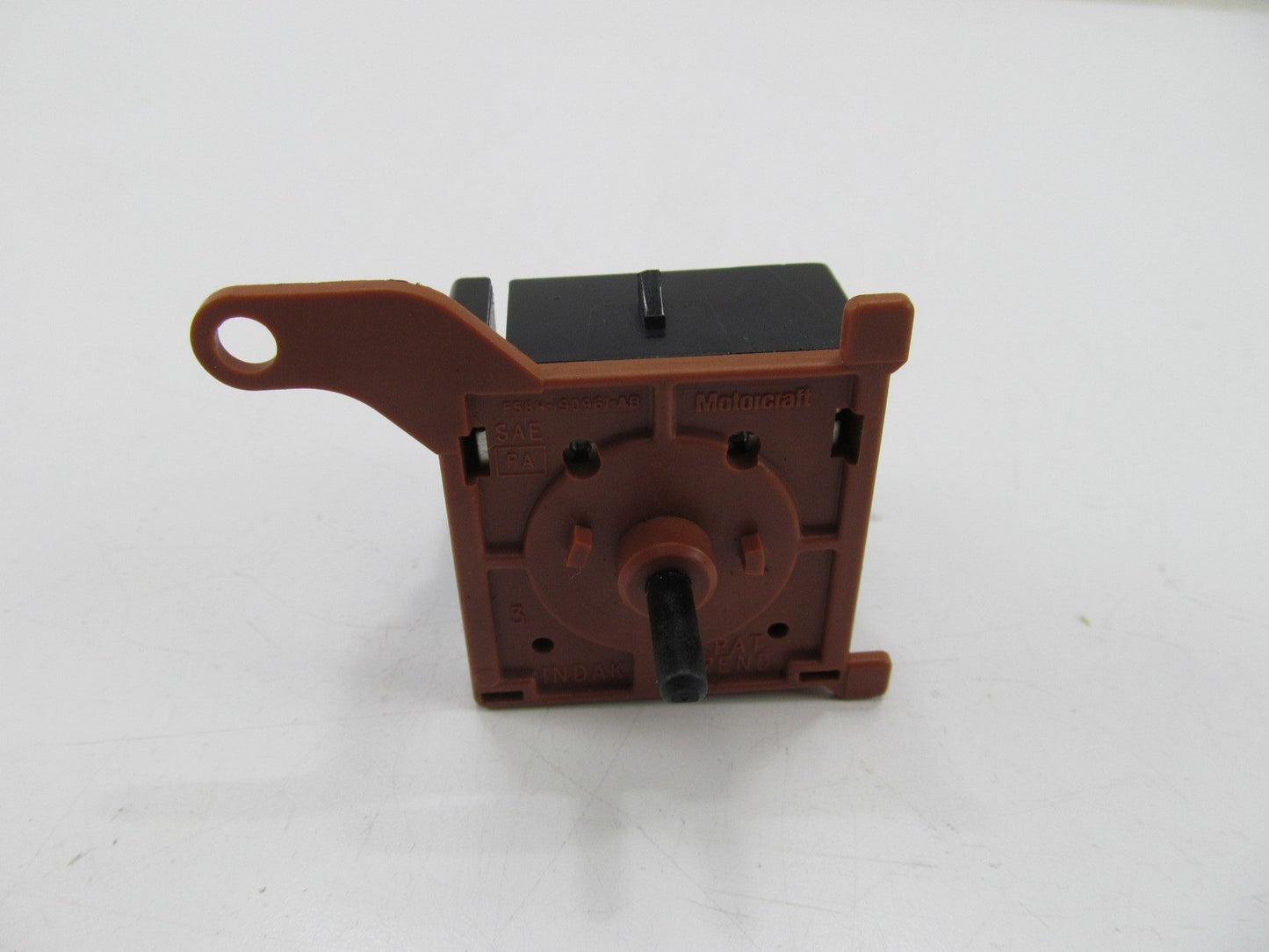 NEW - OUT OF BOX FORD F58H-19D961-AB HVAC Heater Control Switch 1995-00 Windstar