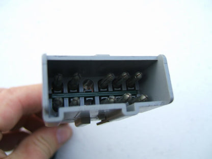 NEW OUT OF BOX F5AB-14B709-AD Front Left Power Seat Switch 95-97 Crown Victoria